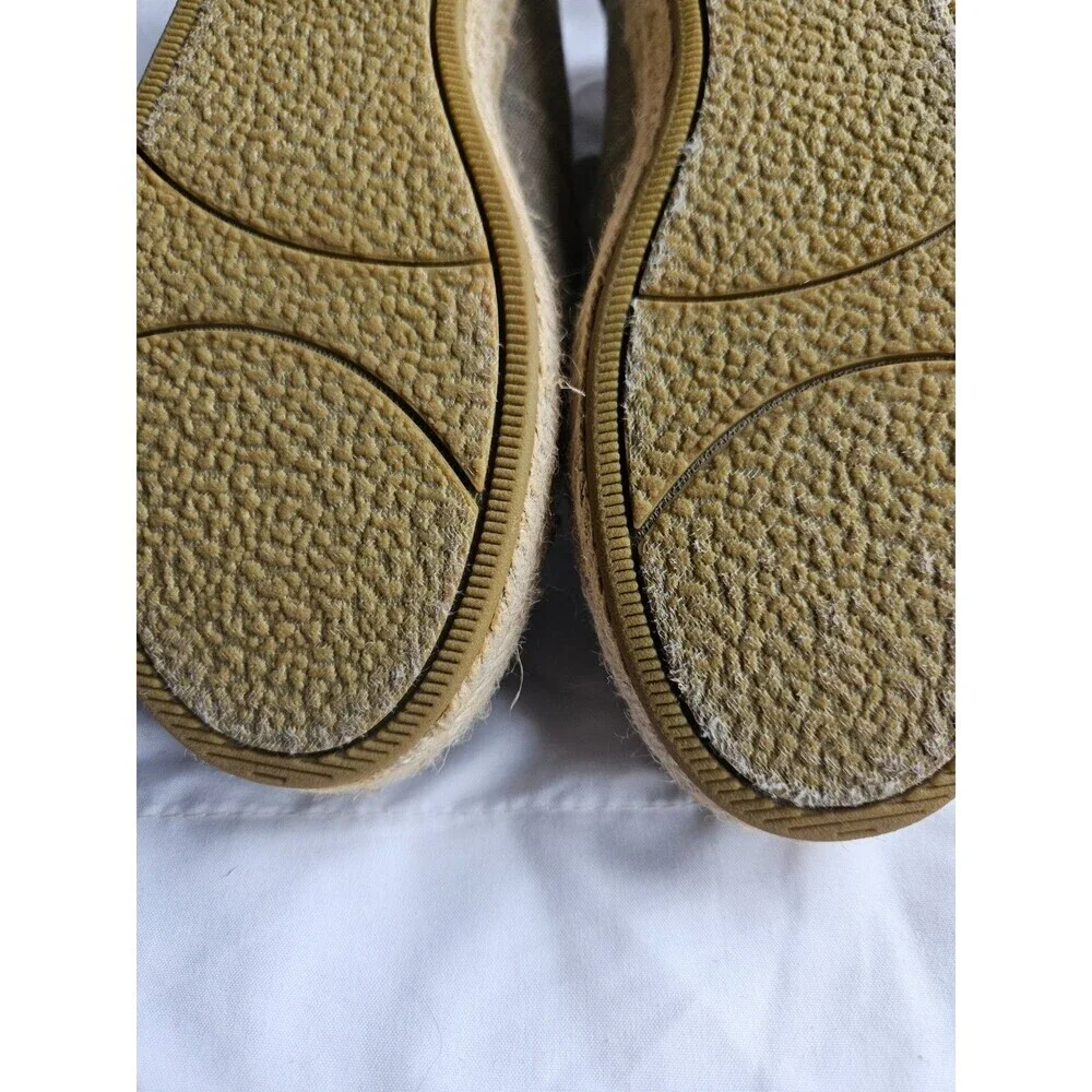 BOB’S by Skechers  Memory Foam Women’s Canvas  Wedge Espadrille Taupe Size 7.5 M